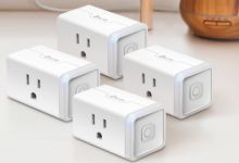 TPLink推出了支持AppleHomeKit的新型KasaSmartPlugMini